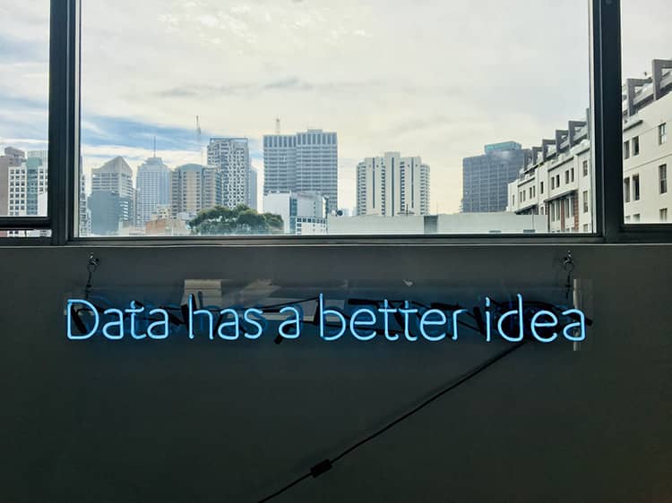 los datos tienen una mejor idea, letrero de neón