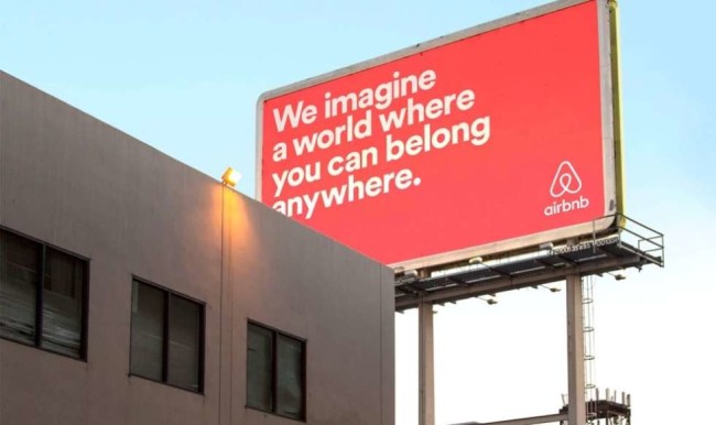 Airbnb slogan in the bilboard campaign bz DesignStudii