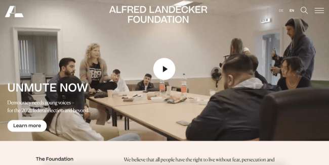 Os melhores designs de sites educacionais da Alfred Landecker Foundation