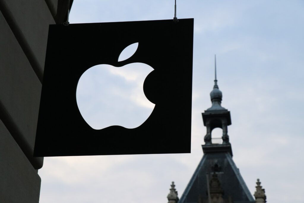 Innowacje biznesowe w modelu branżowym Apple
