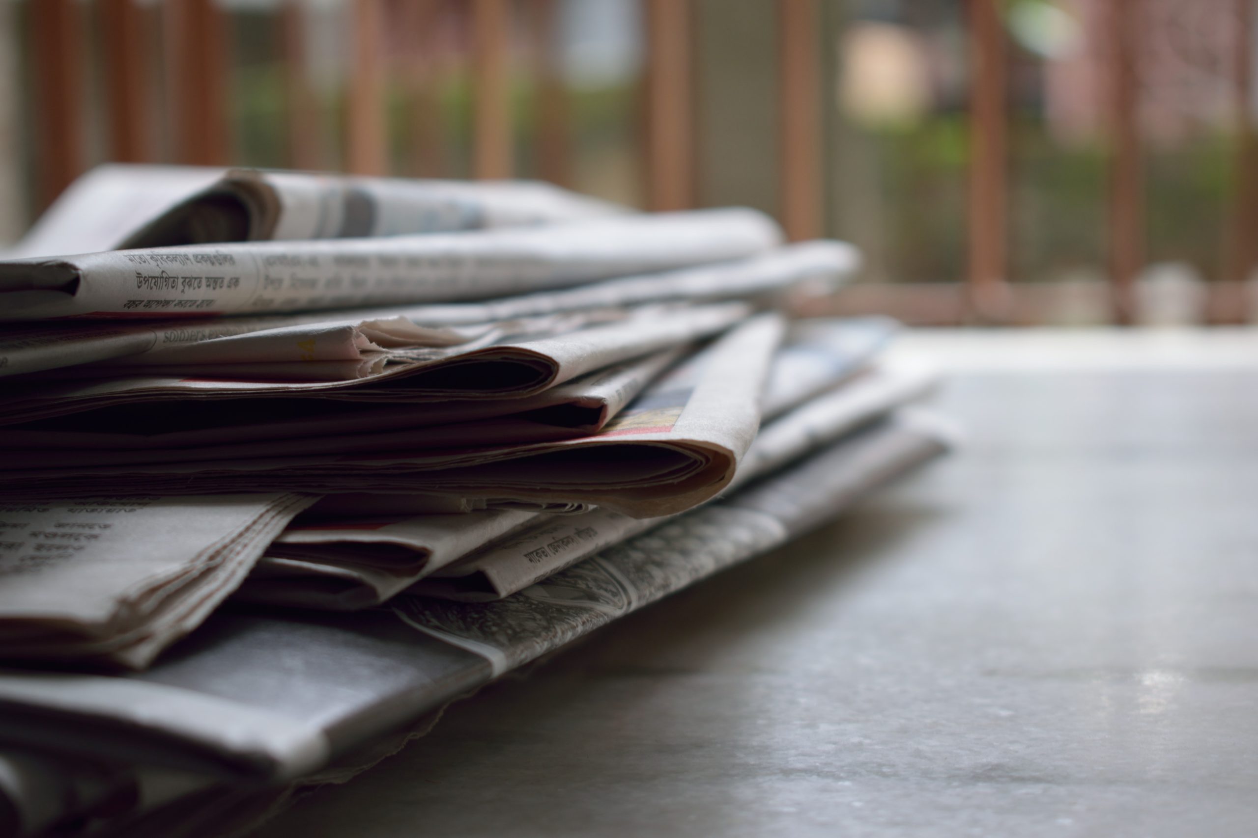 surat kabar sebagai saluran komunikasi tradisional