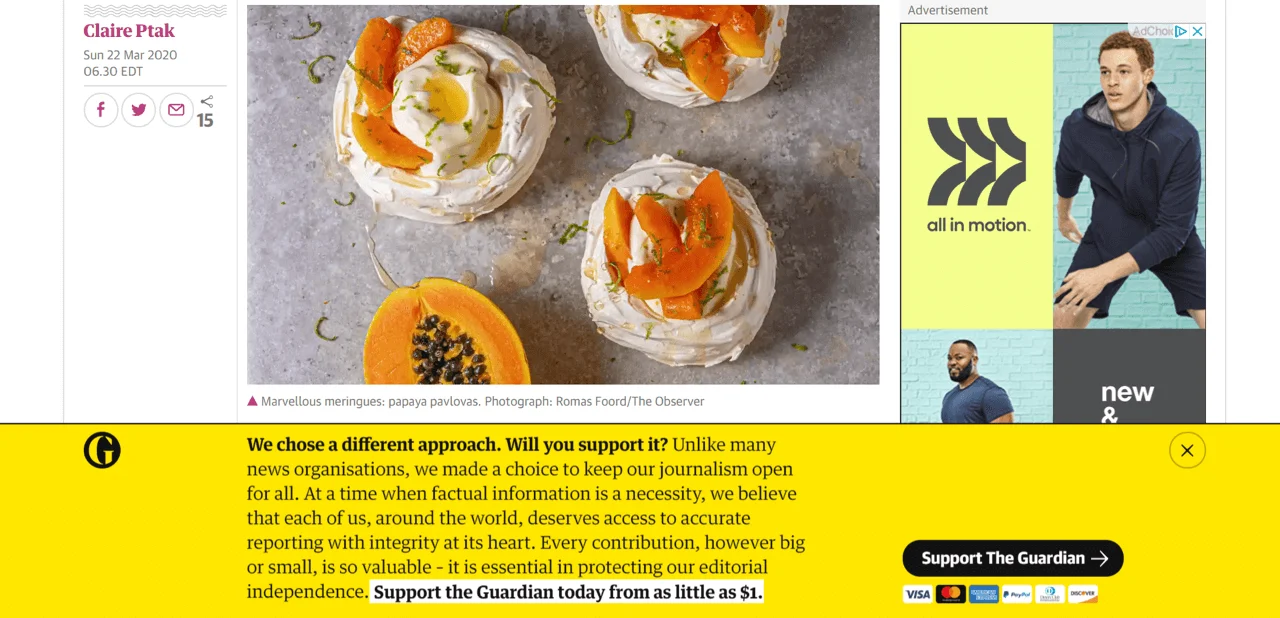The Guardian utiliza una barra adhesiva amarilla para animar a los visitantes a hacer donaciones.