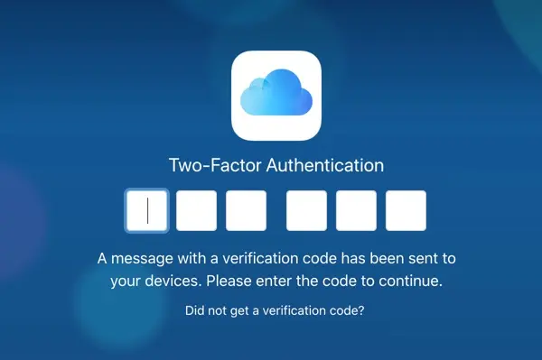 Двухфакторная аутентификация для доступа к веб-сайту iCloud
